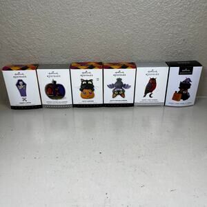 Hallmark Halloween ornaments - 6 ornaments- excellent condition